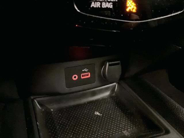Used 2019 Nissan Rogue SV AWD/4WD image 31