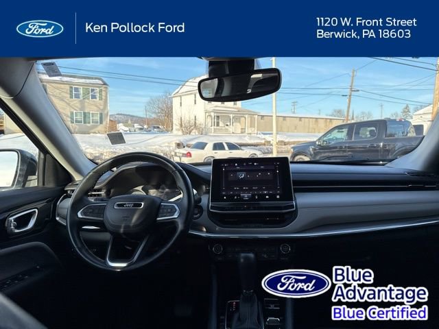 Used 2022 Jeep Compass Limited image 35