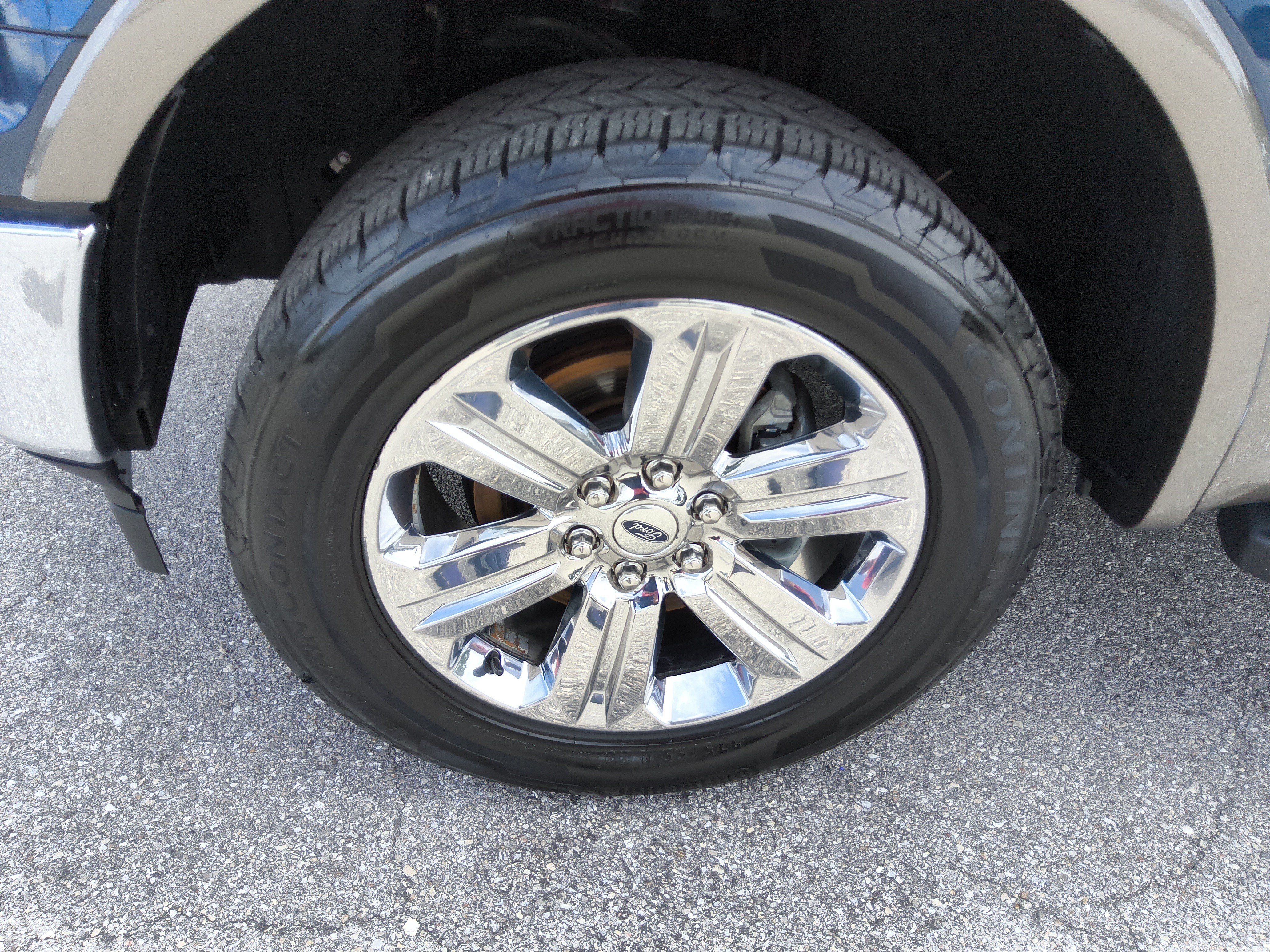 Certified 2019 Ford F150 Lariat w/ Equipment Group 502A Luxury AWD/4WD image 9