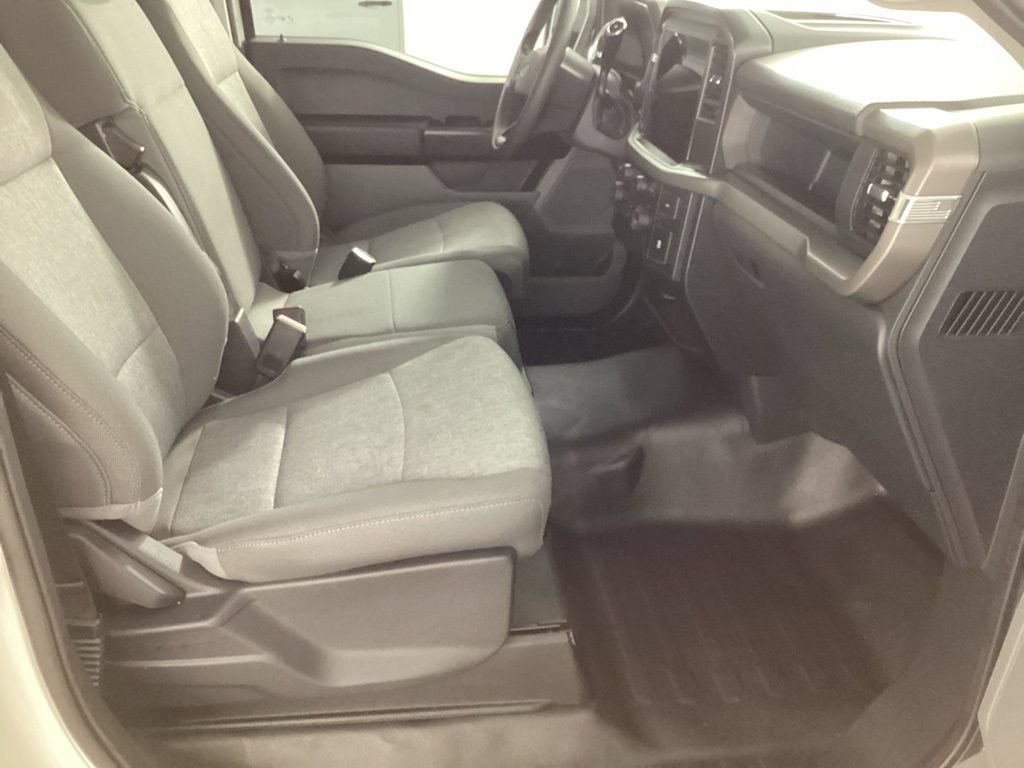 Certified 2025 Ford F150 XL AWD/4WD image 29