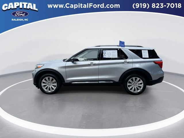 Certified 2022 Ford Explorer Limited w/ Hybrid Equipment Group 310A image 3