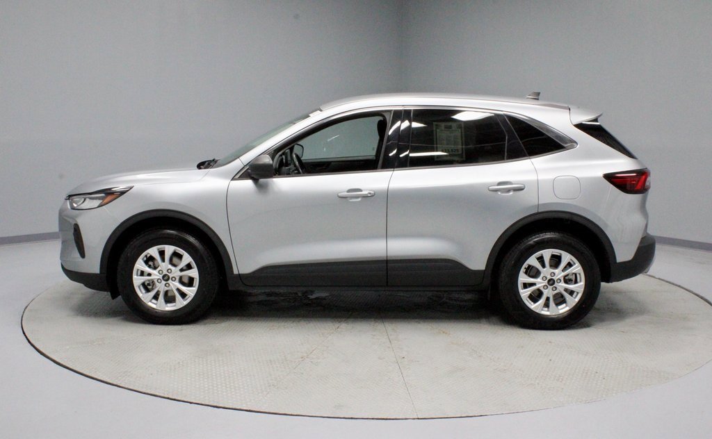 Certified 2023 Ford Escape Active image 2