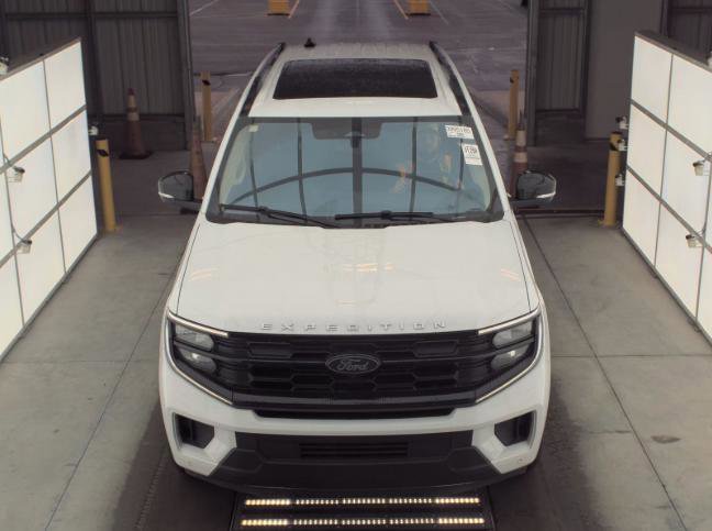 Certified 2025 Ford Expedition Active image 7