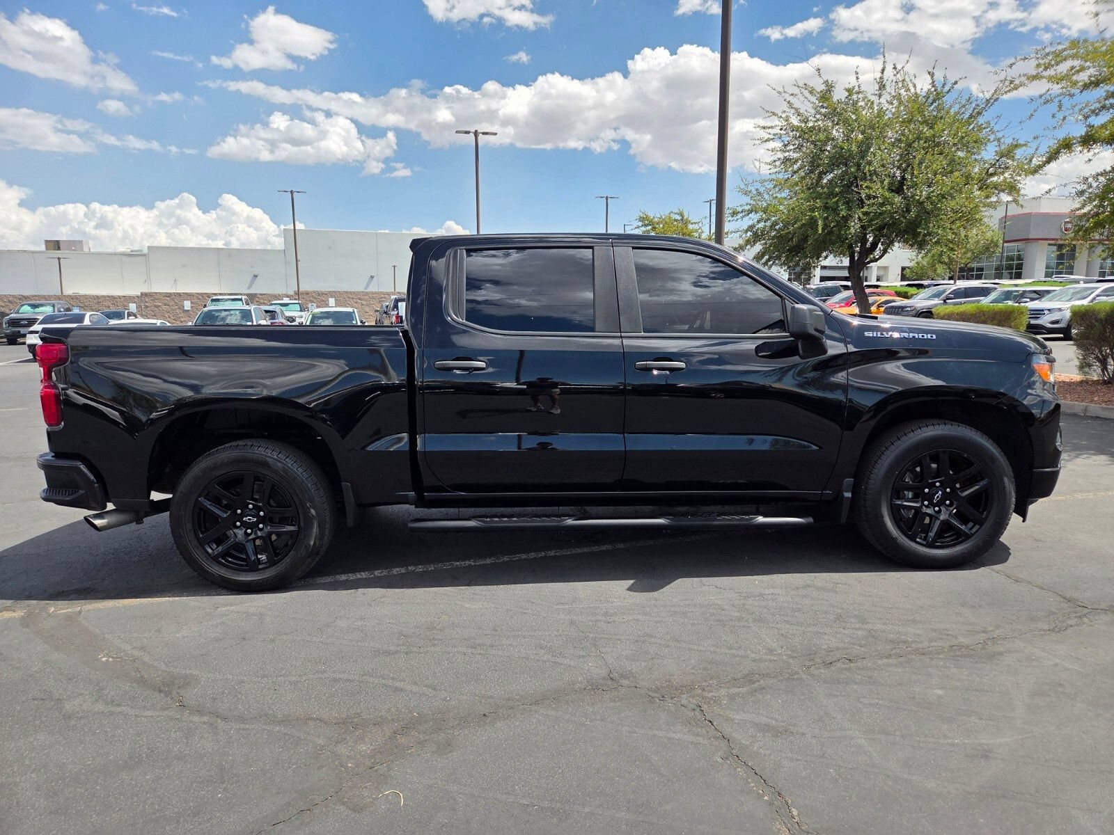 Used 2023 Chevrolet Silverado 1500 Custom RWD image 7
