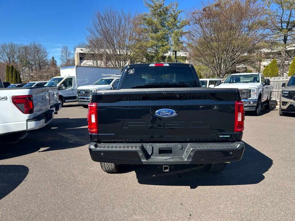 Certified 2022 Ford F150 XLT w/ Equipment Group 302A High image 4