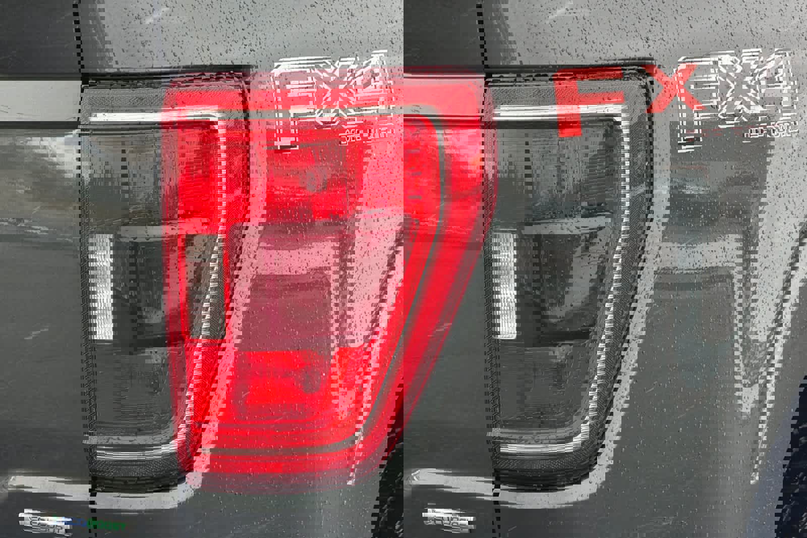 Certified 2021 Ford F150 XLT w/ Equipment Group 302A High image 25