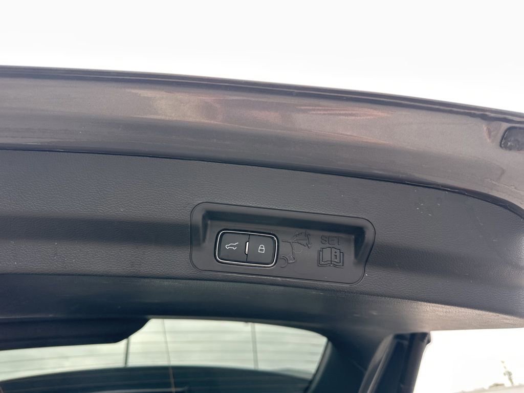 Certified 2025 Ford Explorer ST w/ Sun And Sound Package image 31