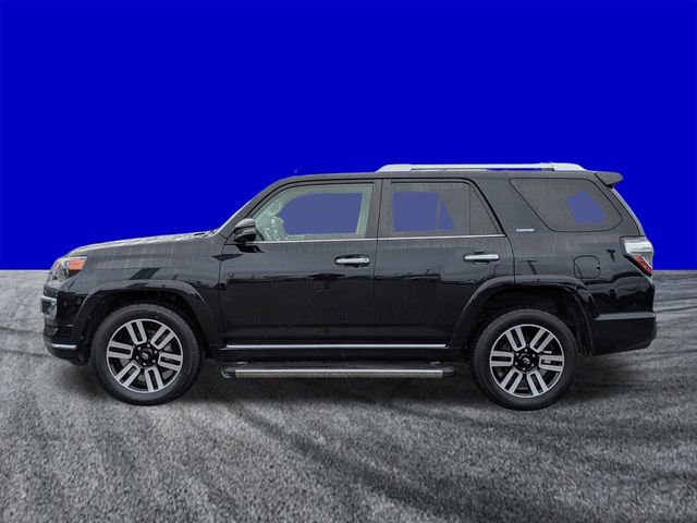 Used 2022 Toyota 4Runner Limited AWD/4WD image 2