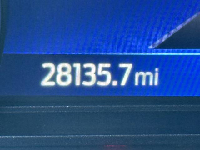 Certified 2022 Ford Explorer XLT w/ Equipment Group 202A image 17