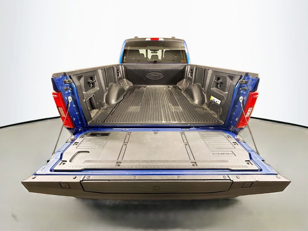 Certified 2022 Ford F150 XLT w/ Equipment Group 302A High image 27