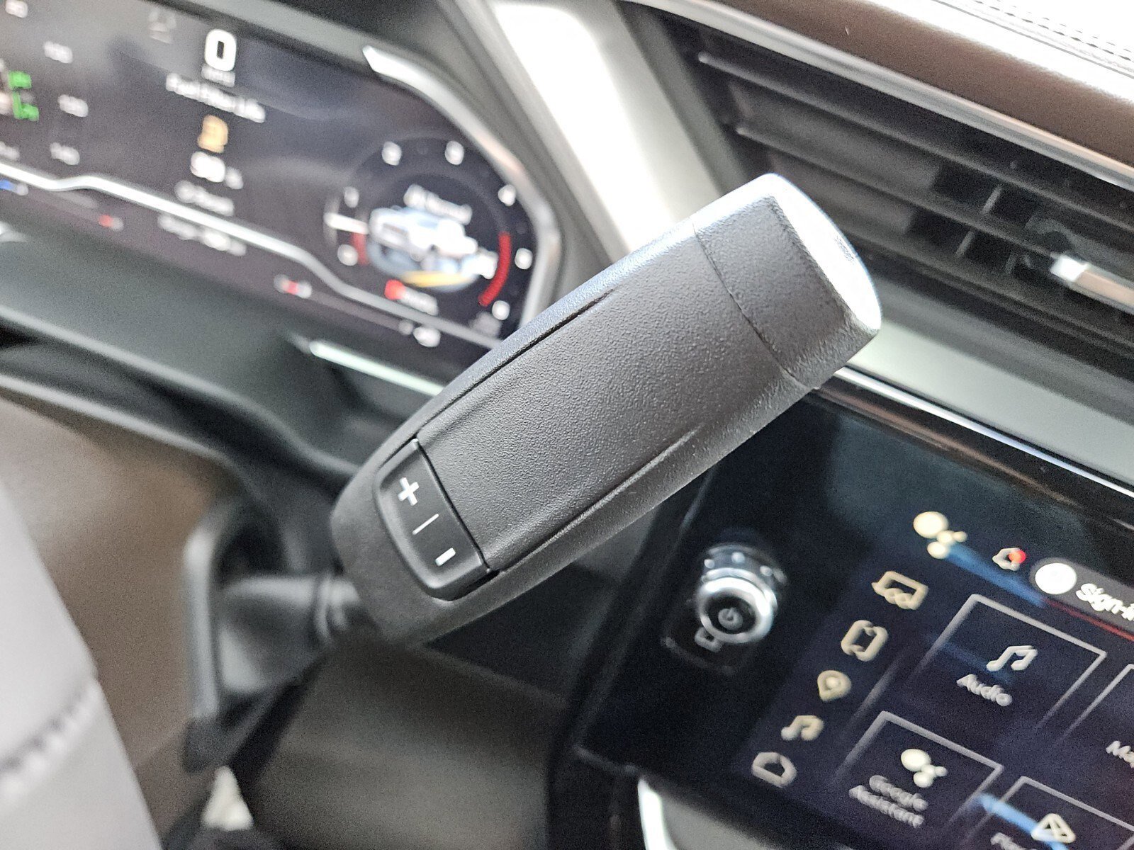 Used 2024 GMC Sierra 2500 Denali w/ Denali Reserve Package image 27