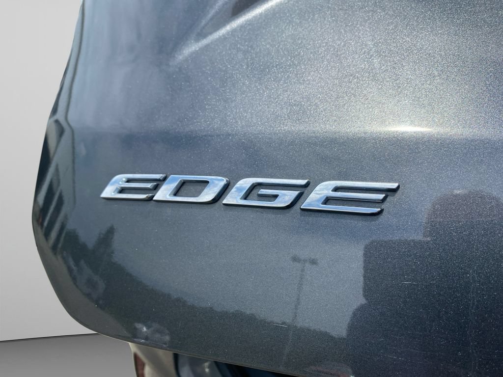Certified 2019 Ford Edge SEL w/ Equipment Group 201A AWD/4WD image 17