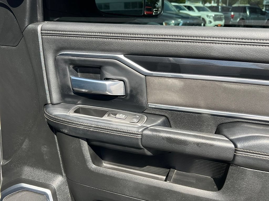 Used 2022 RAM 3500 Laramie AWD/4WD image 17