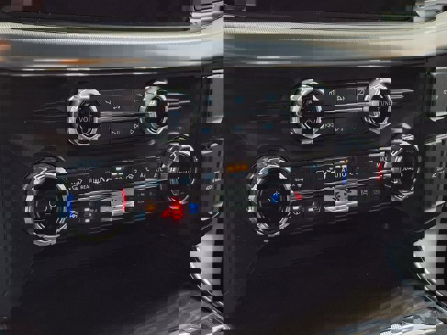 Certified 2024 Ford F150 Lariat w/ FX4 Off-Road Package image 13