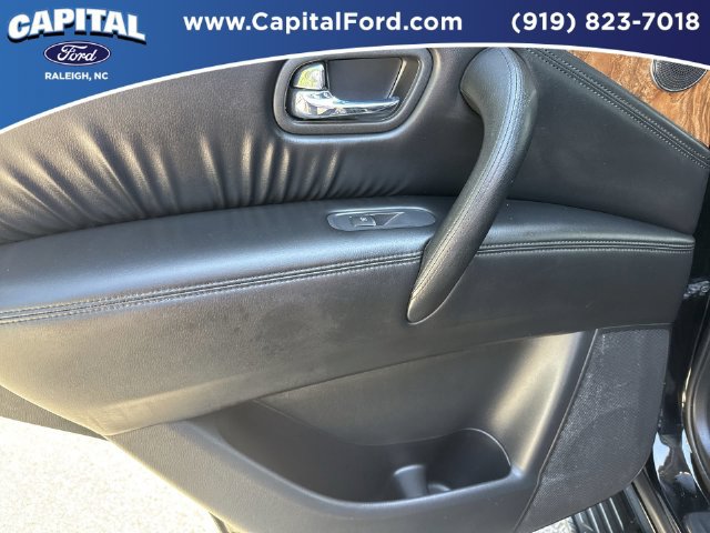 Used 2022 Nissan Armada SL w/ Captain's Chairs Package AWD/4WD image 17