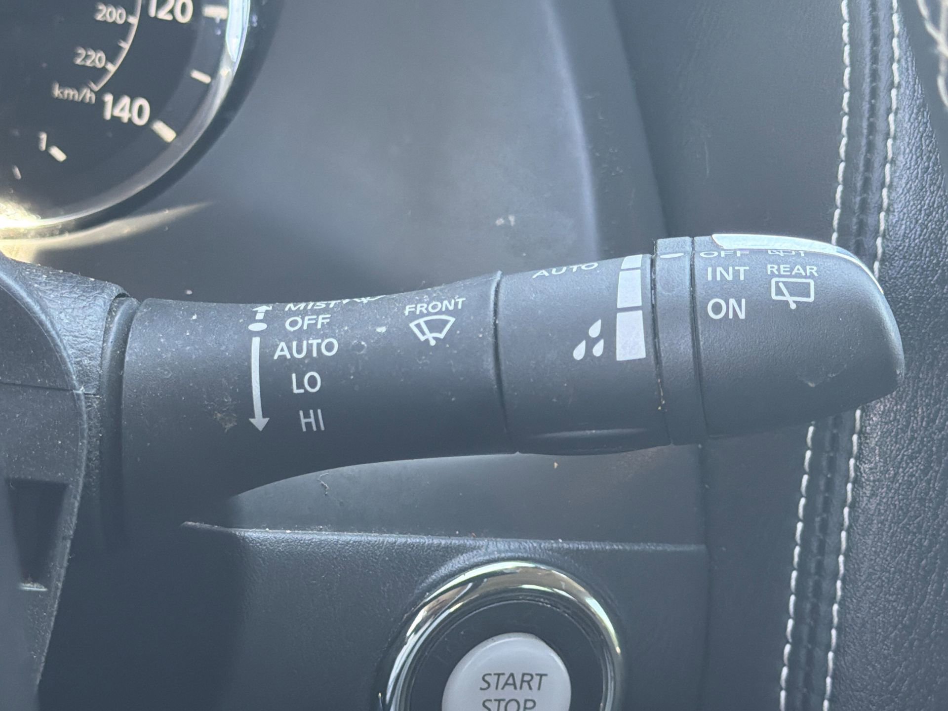 Used 2023 INFINITI QX80 Premium Select RWD image 15