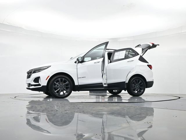 Used 2022 Chevrolet Equinox RS w/ LPO, Floor Liner Package FWD image 53