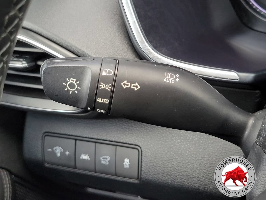 Used 2023 Hyundai Santa Fe SEL FWD image 32