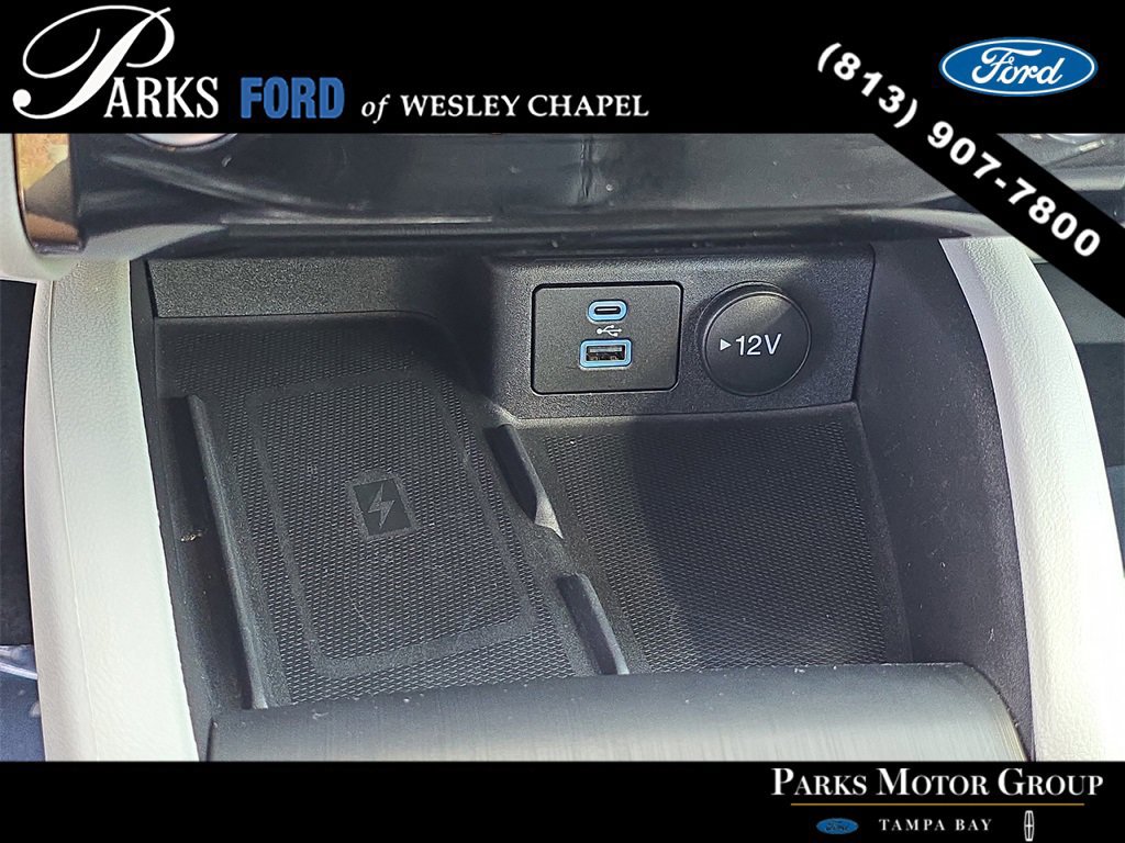 Certified 2023 Ford Escape Platinum w/ Class II Trailer Tow Package image 25