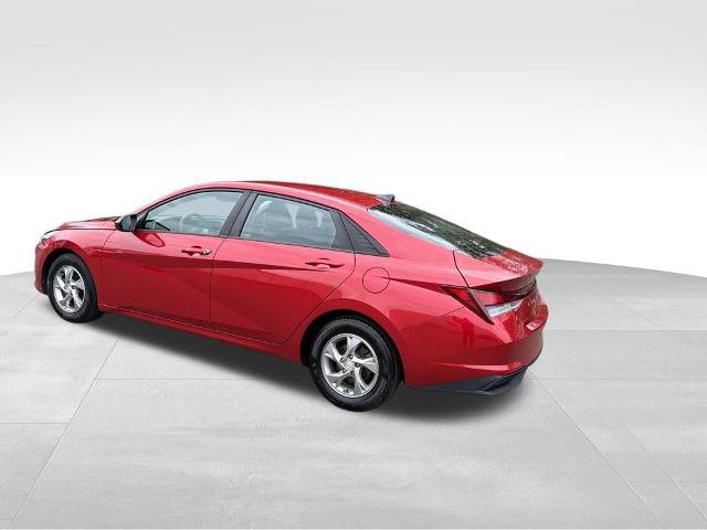 Used 2021 Hyundai Elantra SE w/ Cargo Package FWD image 6