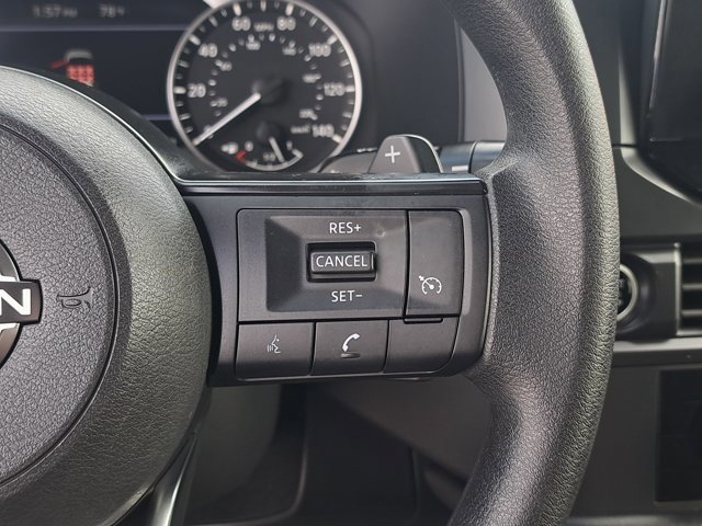 Used 2023 Nissan Pathfinder S image 26