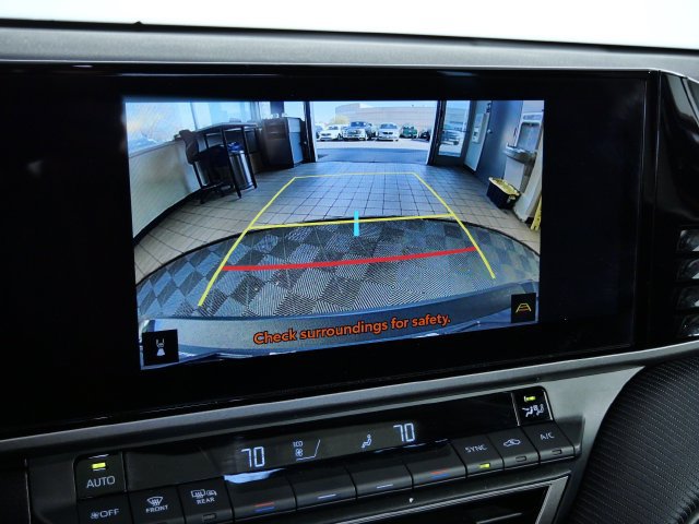 Used 2025 Toyota Camry SE w/ Multimedia Upgrade Package AWD/4WD image 27