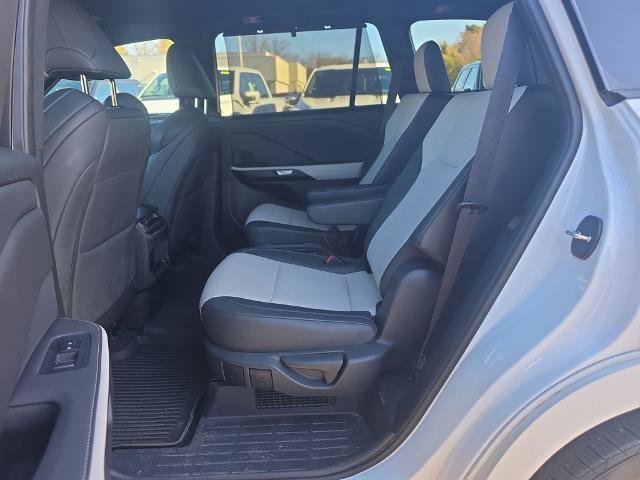 Used 2024 Lexus TX 500h AWD w/ Technology Package image 17