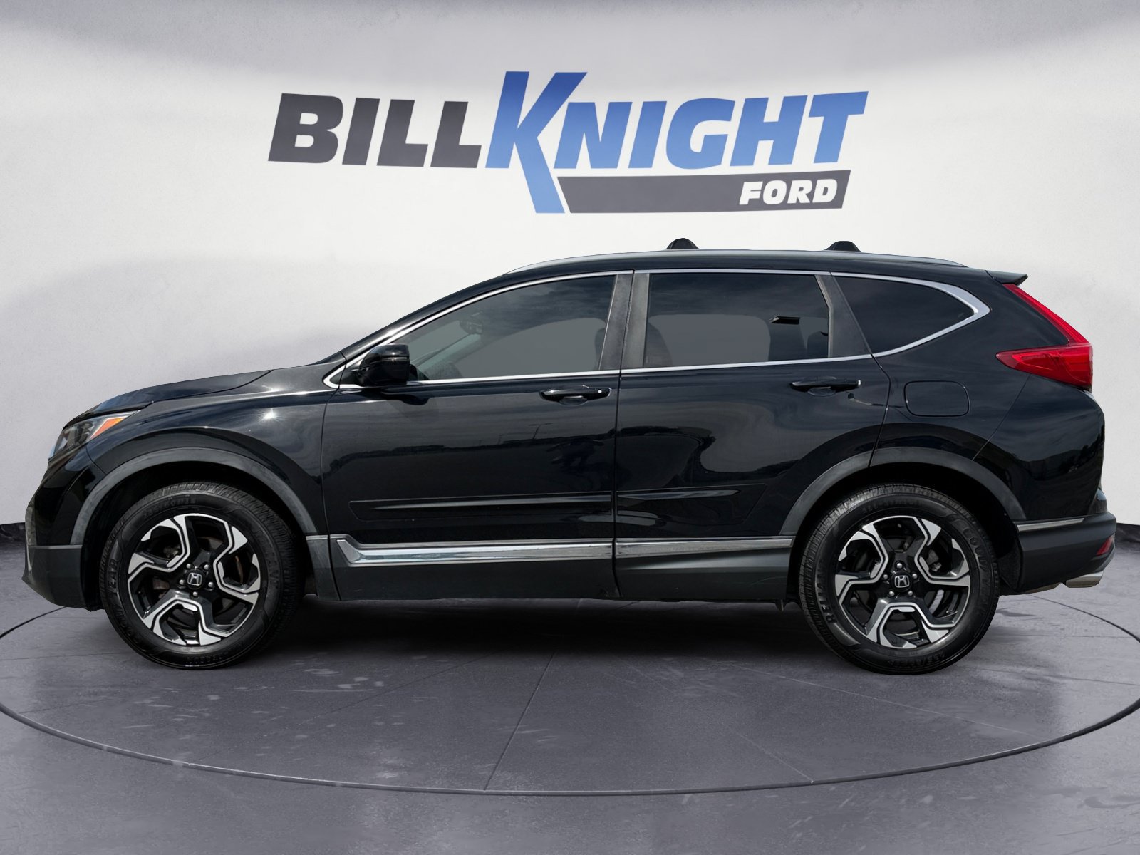 Used 2017 Honda CR-V Touring image 2