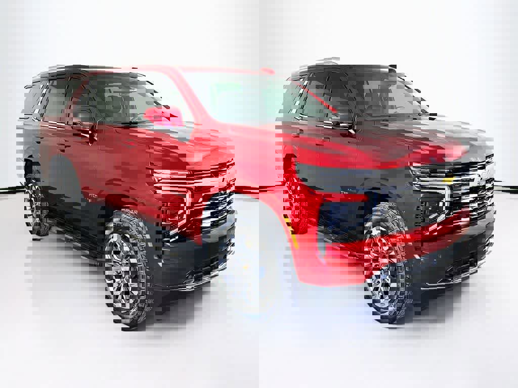 Used 2025 Chevrolet Tahoe LT w/ Comfort Package image 7