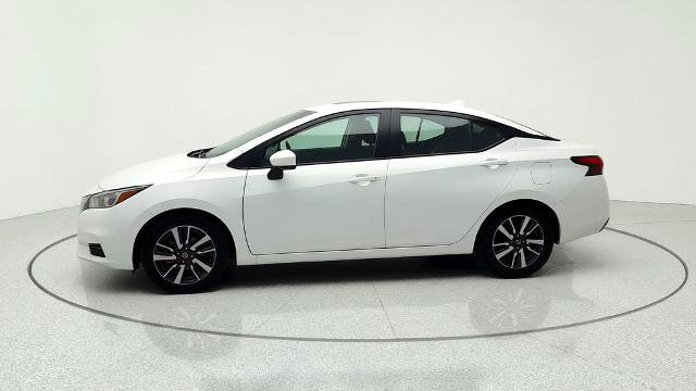 Used 2022 Nissan Versa SV FWD image 4