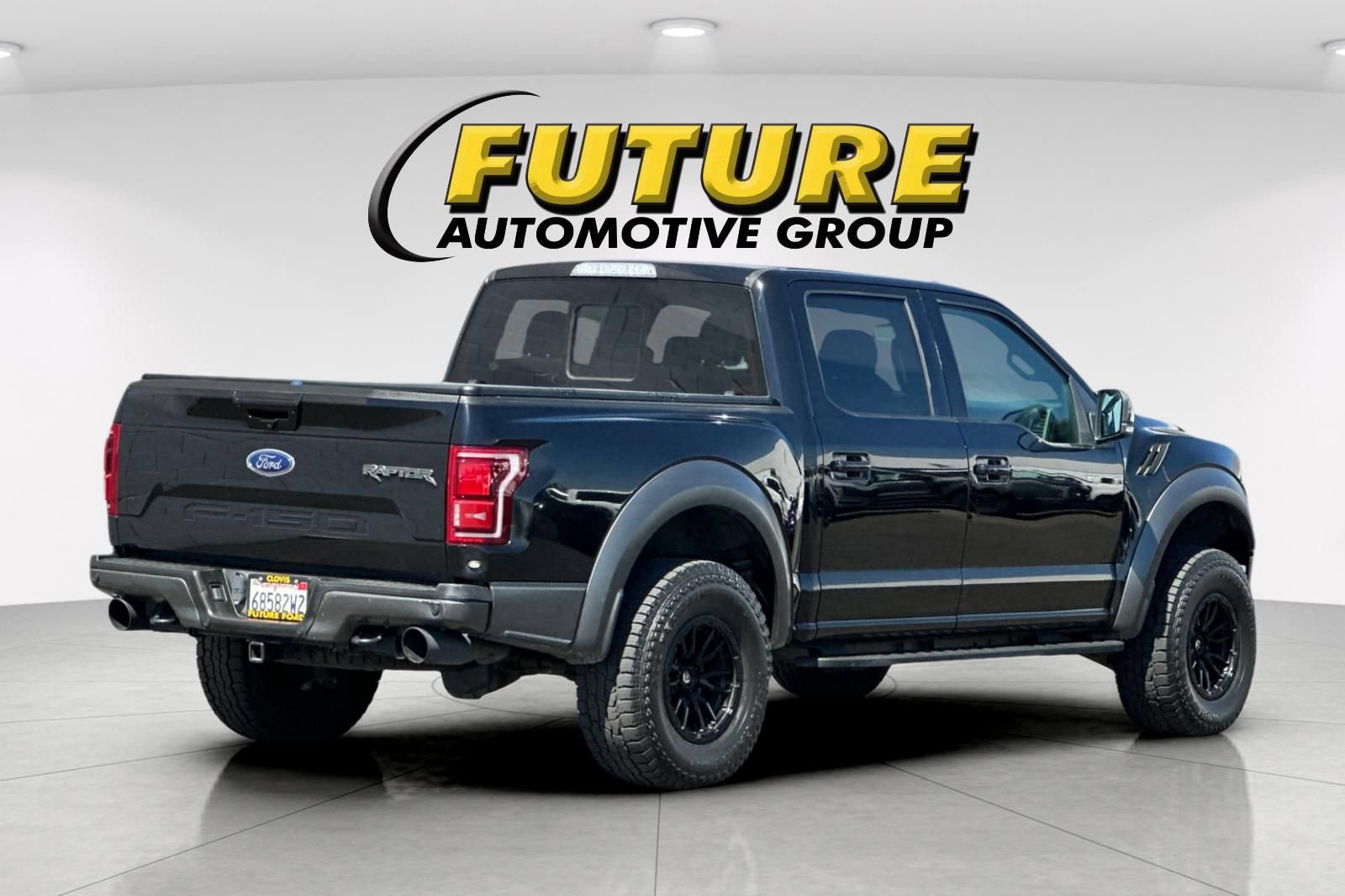 Certified 2019 Ford F150 Raptor w/ Equipment Group 802A Luxury AWD/4WD image 3