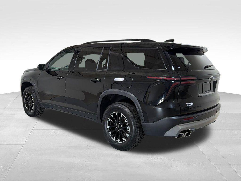 Used 2025 Chevrolet Traverse Z71 w/ Driver Confidence Package AWD/4WD image 9