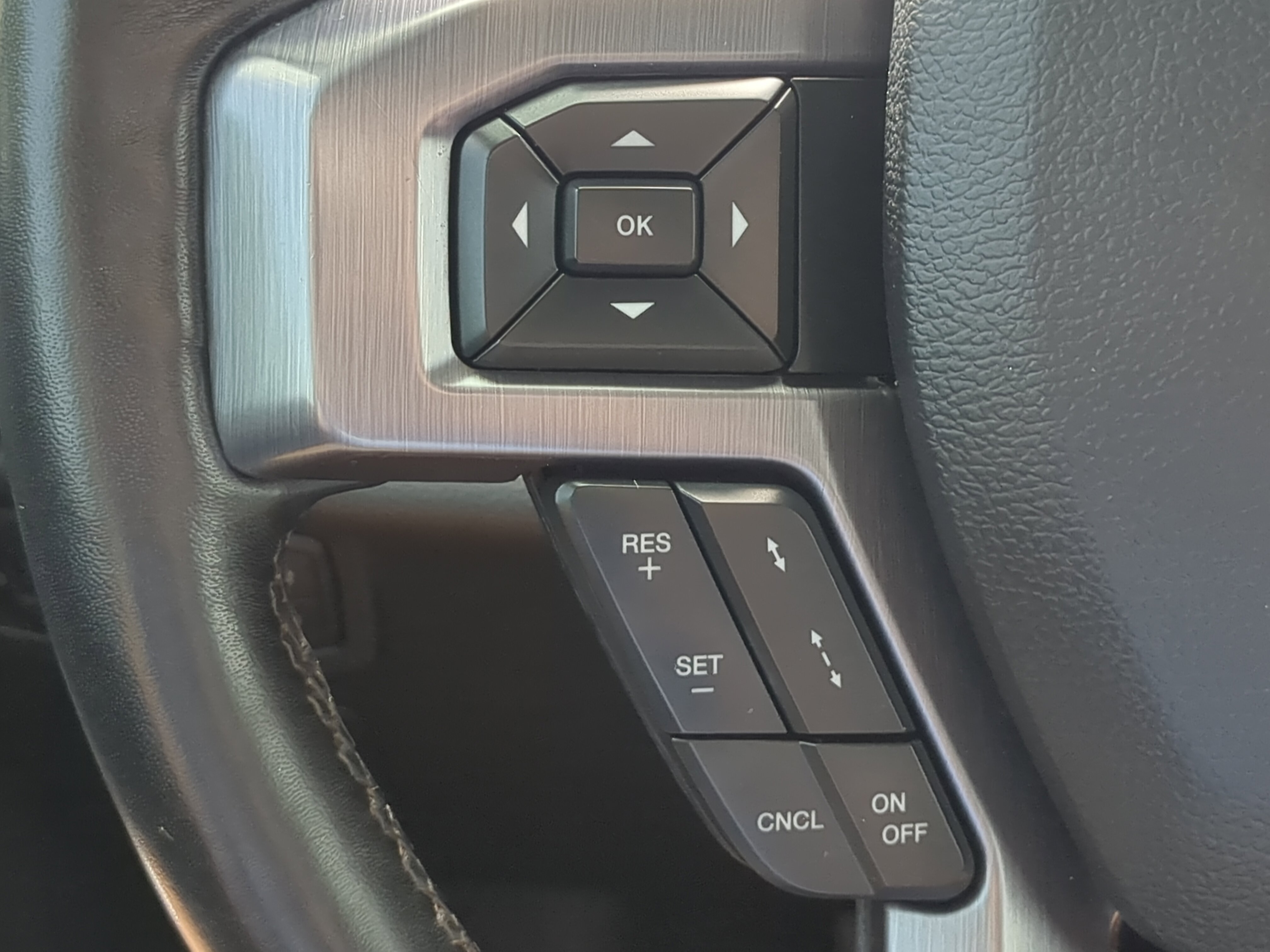 Certified 2019 Ford Expedition Platinum RWD image 24