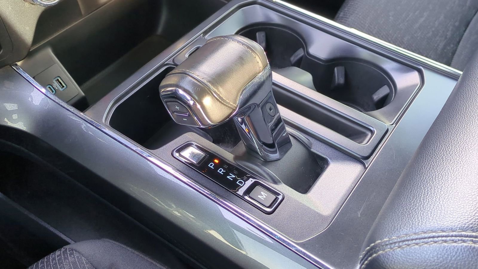 Certified 2022 Ford F150 XLT w/ Equipment Group 302A High image 38