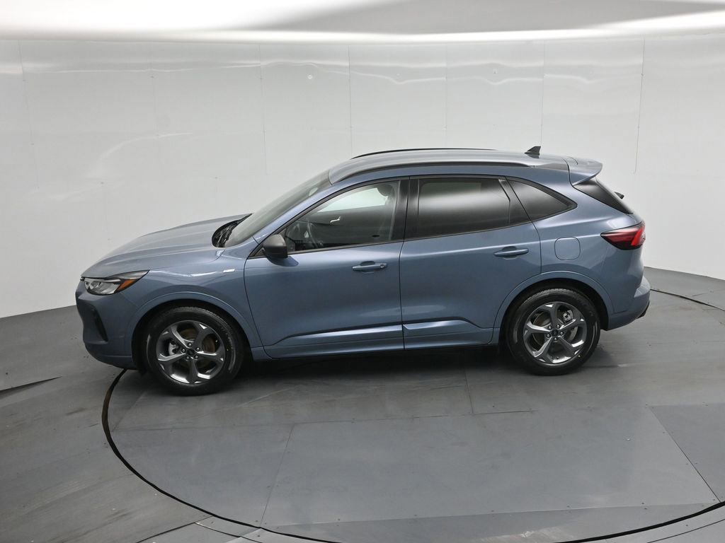 Certified 2023 Ford Escape ST-Line w/ Tech Pack #1 image 23