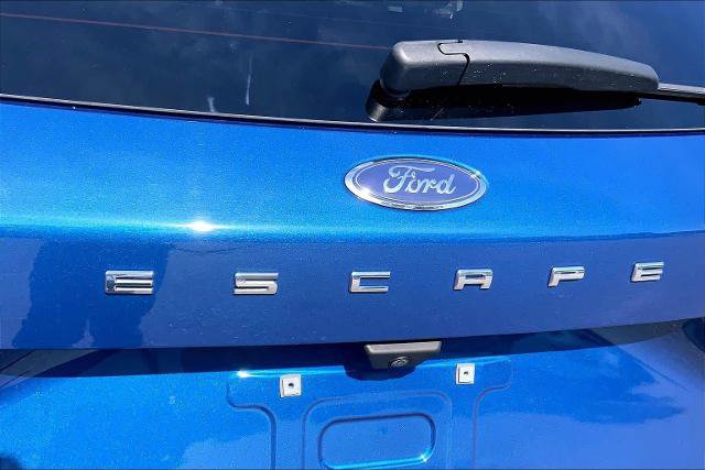 Certified 2022 Ford Escape SEL AWD/4WD image 10