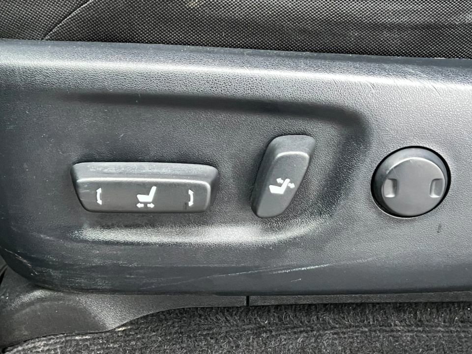 Used 2019 Toyota 4Runner SR5 image 15