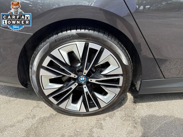 Used 2025 BMW i5 xDrive40 w/ Premium Package AWD/4WD image 14