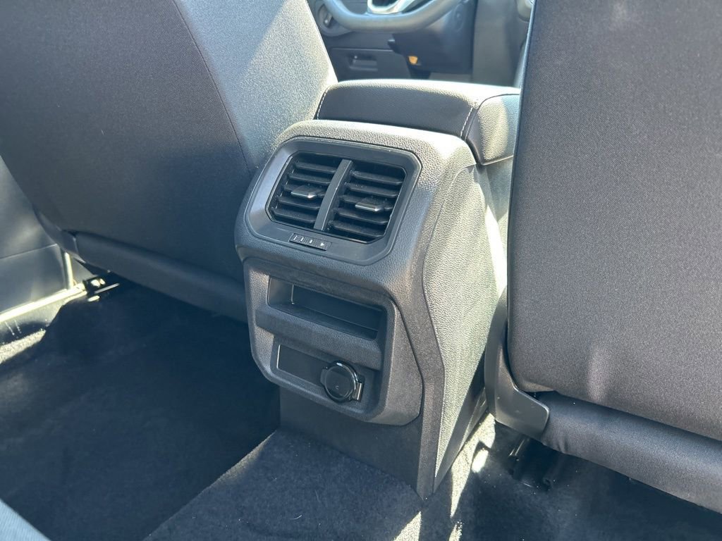 Used 2022 Volkswagen Tiguan S image 41