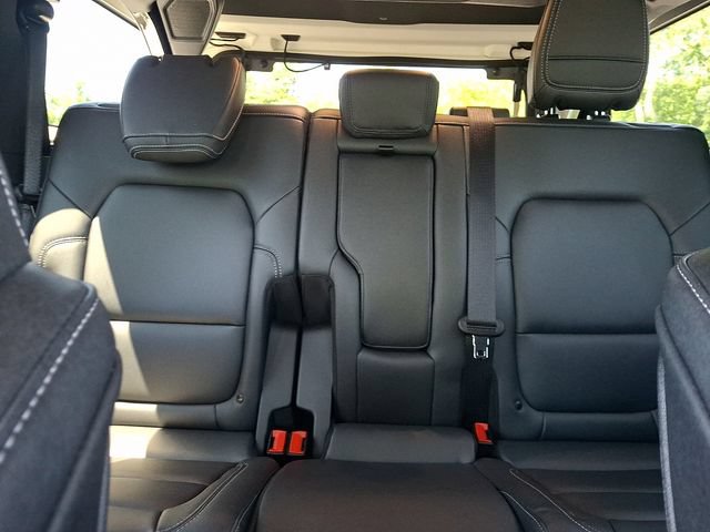 Certified 2025 Ford Bronco Badlands AWD/4WD image 22
