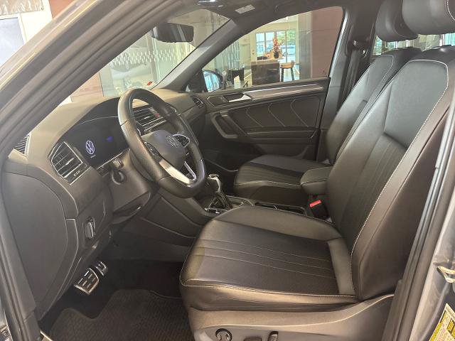 Used 2022 Volkswagen Tiguan SE R-Line FWD image 12