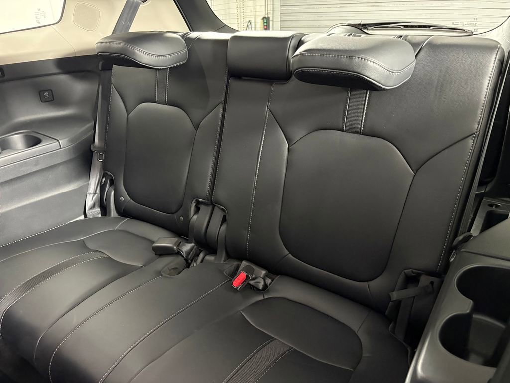 Used 2024 Honda Pilot Touring image 32