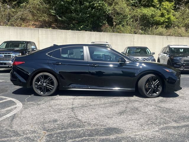 Used 2026 Toyota Camry Hybrid w/ Convenience Package FWD image 2