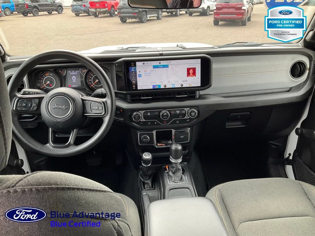 Used 2024 Jeep Wrangler Unlimited Sport AWD/4WD image 3