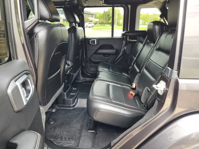 Used 2020 Jeep Wrangler Unlimited Sahara AWD/4WD image 23