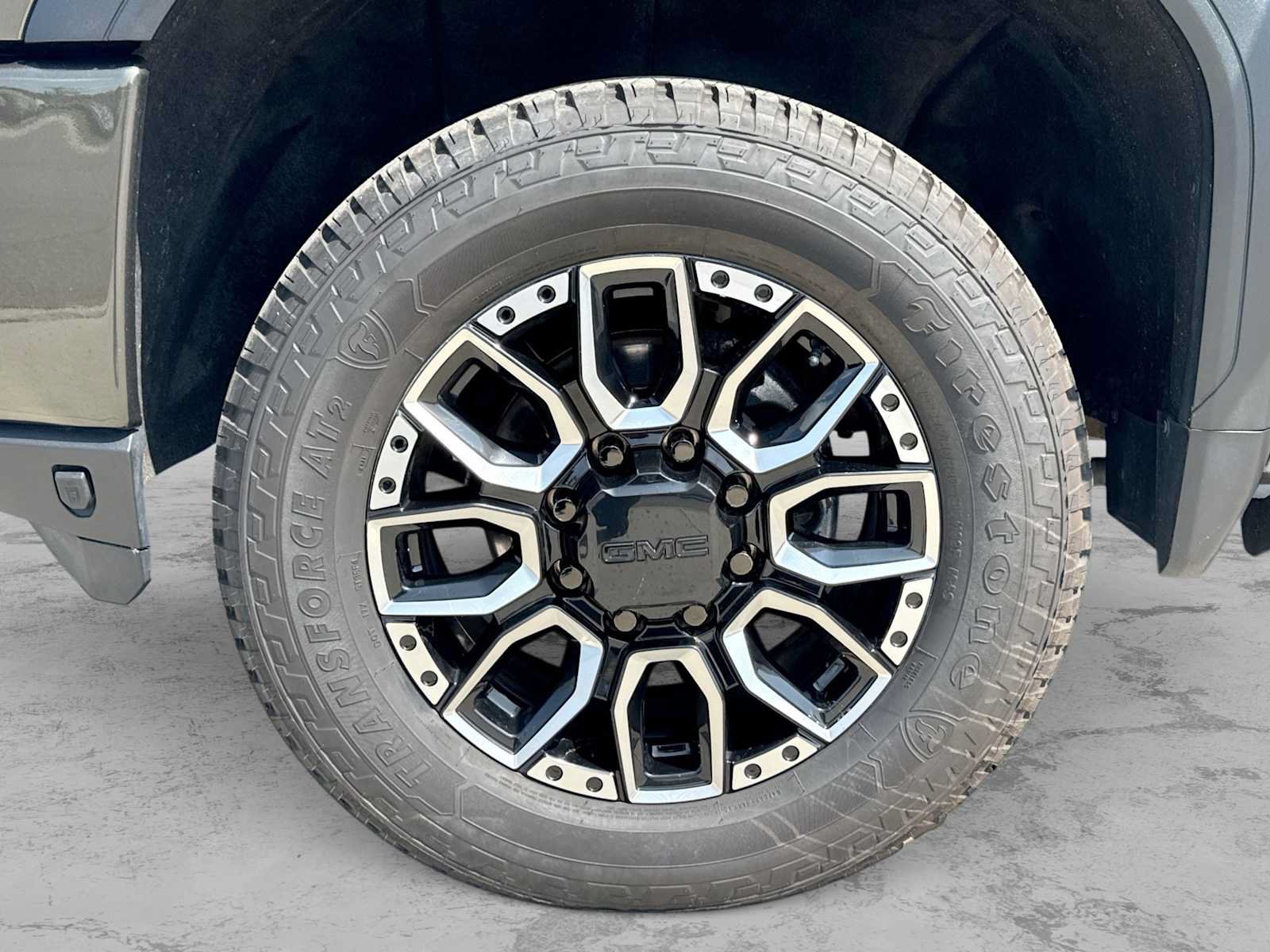 Used 2023 GMC Sierra 2500 AT4 w/ AT4 Premium Plus Package AWD/4WD image 13