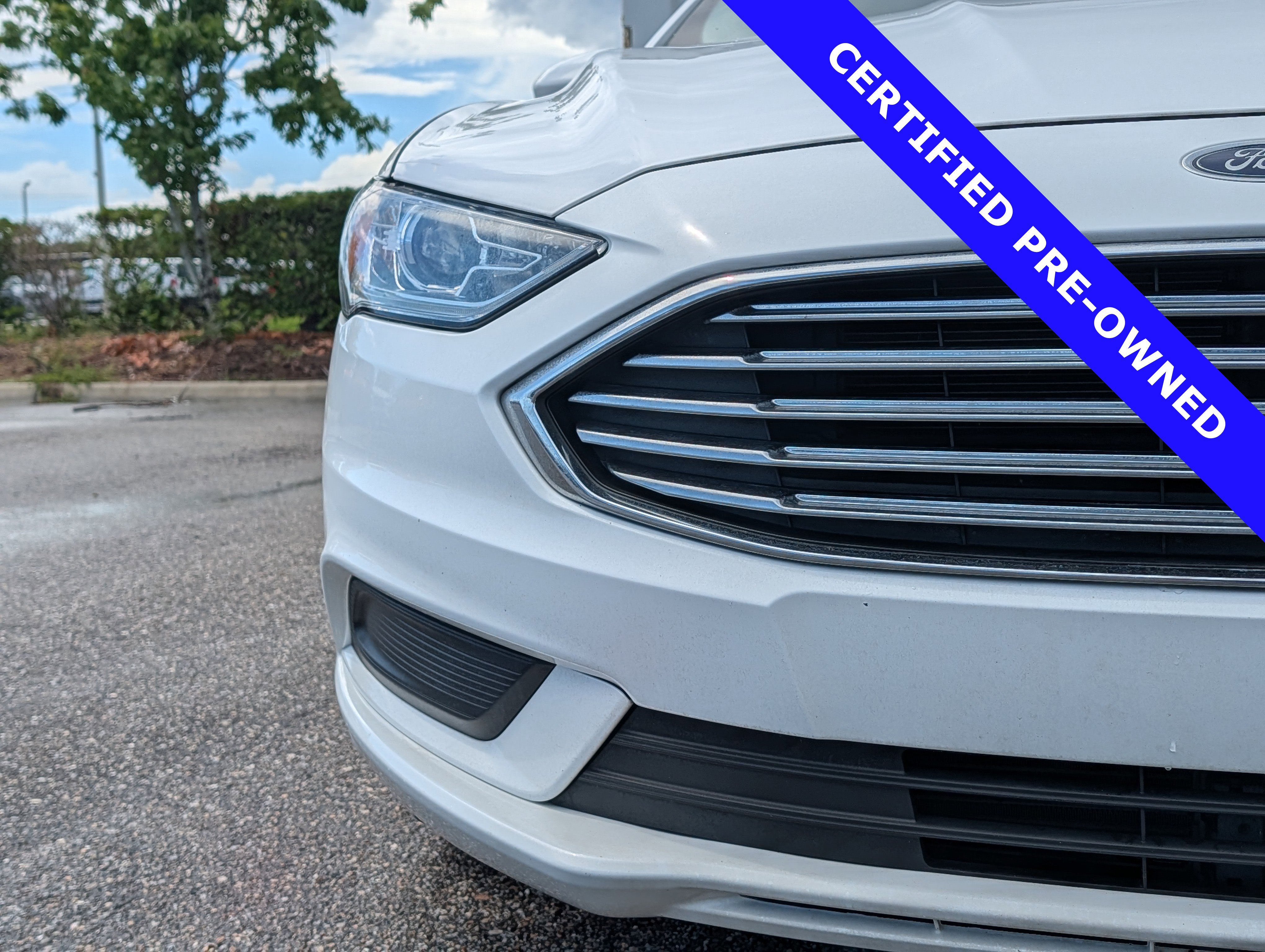 Certified 2018 Ford Fusion SE FWD image 9