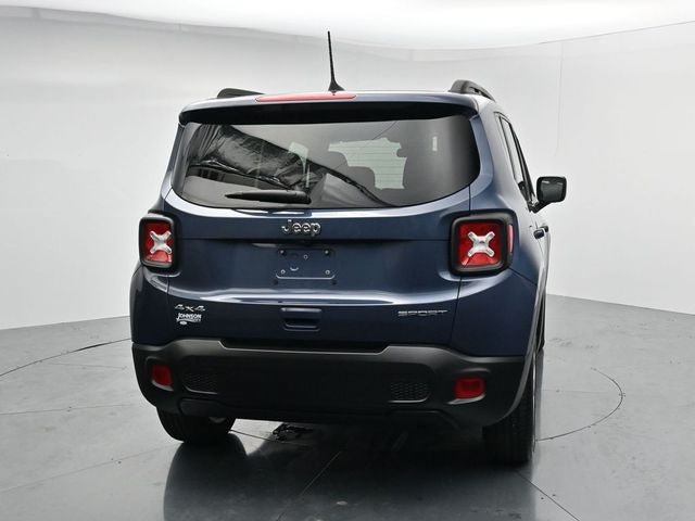 Used 2022 Jeep Renegade Sport w/ Sport Appearance Group AWD/4WD image 7