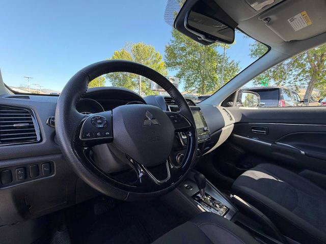 Used 2025 Mitsubishi Outlander Sport SE AWD/4WD image 12