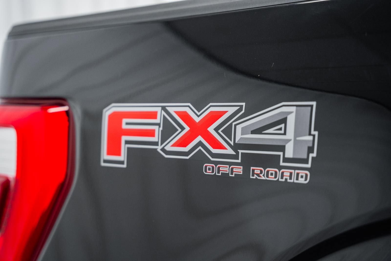 Certified 2021 Ford F150 Lariat w/ Equipment Group 502A High image 21